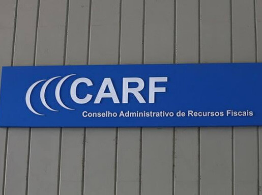 CARF - Justiça reverte decisão de voto de qualidade