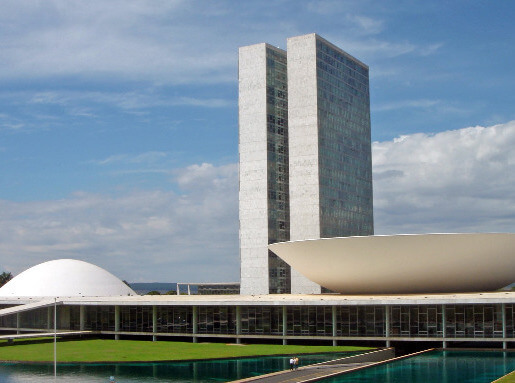 Projeto de Lei que prevê demissão de Servidor Público